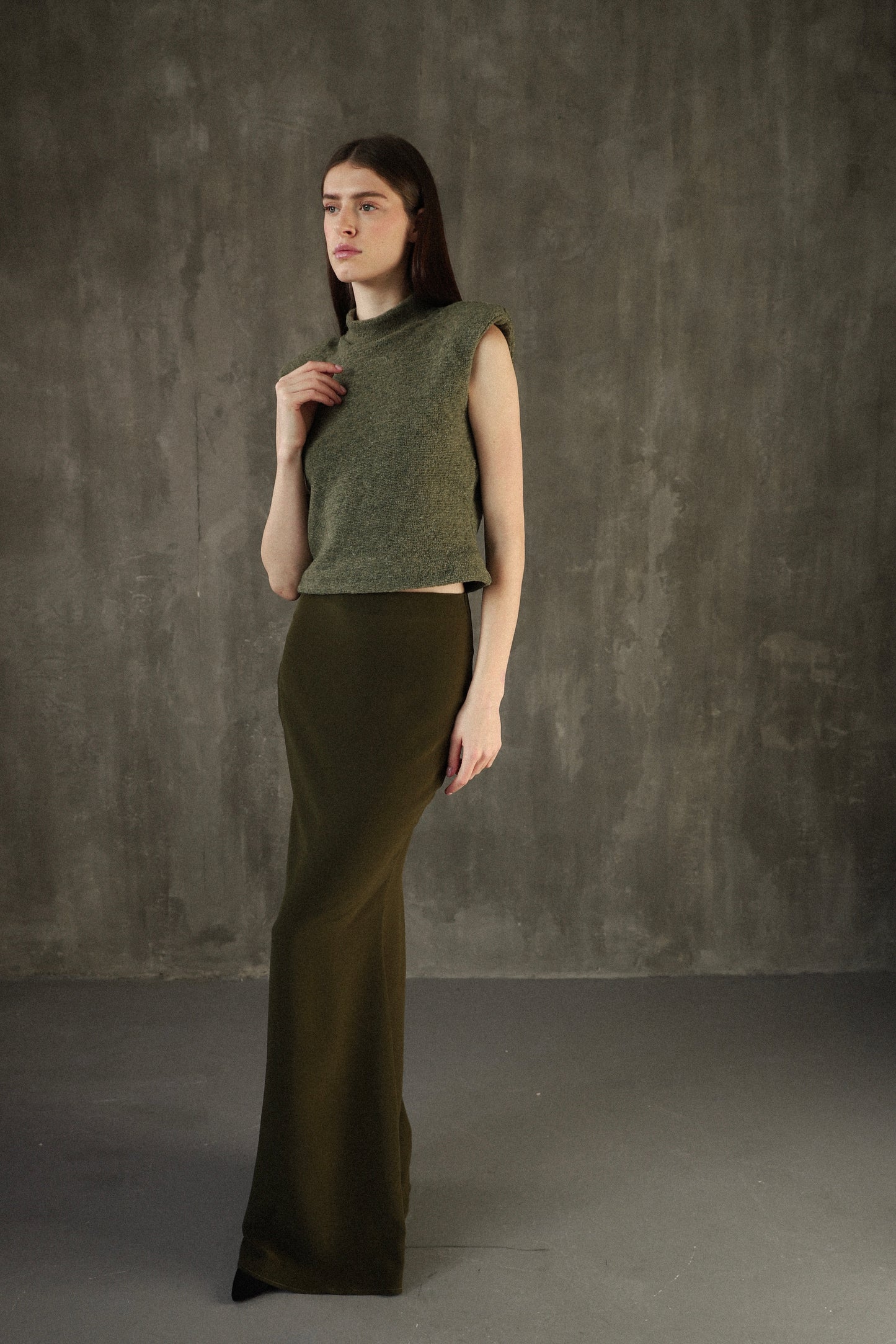 Skirt Spring.25